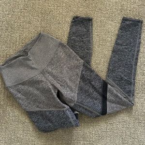 XS Alo Yoga tights